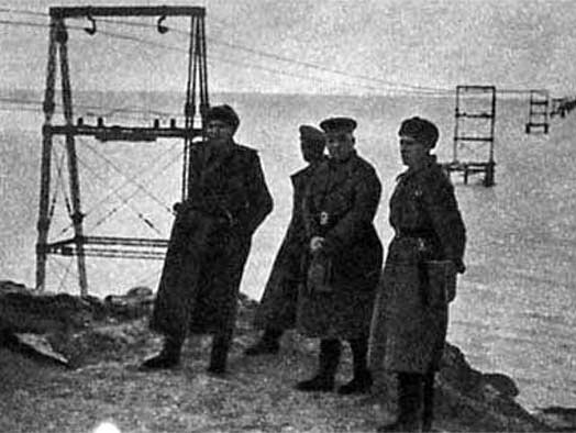 сооружение моста через Керченский пролив в 1944